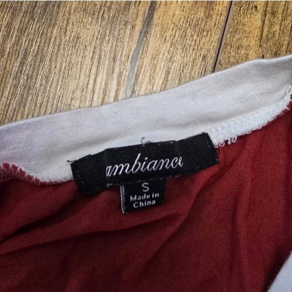 ambiance red white twist front long sleeve crop top women's size small - Picture 4 of 8